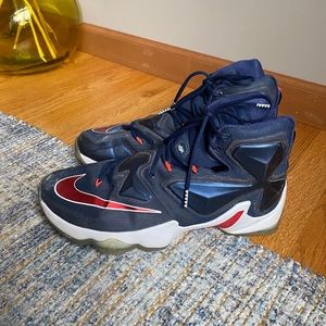 Men’s Nike Lebron 13 Sneakers Blue 11.5